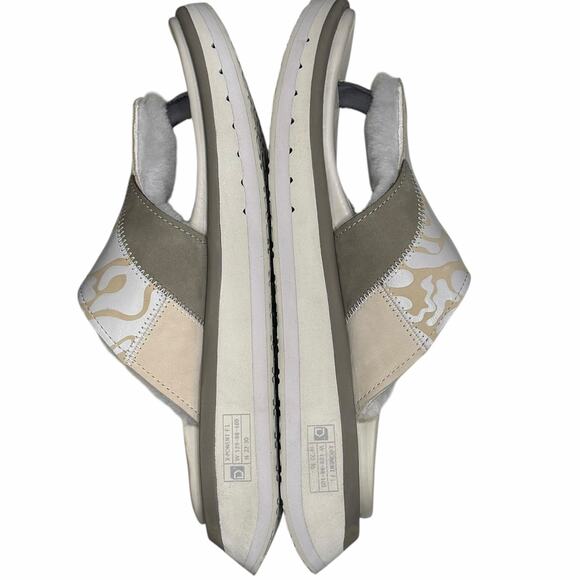 Deckers X Lab Gldtr Slide Sandal Men 10 Gray Beige Flip Flops Recovery Comfort - Picture 7 of 13